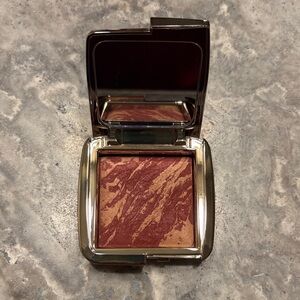 NWOB Full-sized Hourglass Ambient Lighting Blush - At Night
